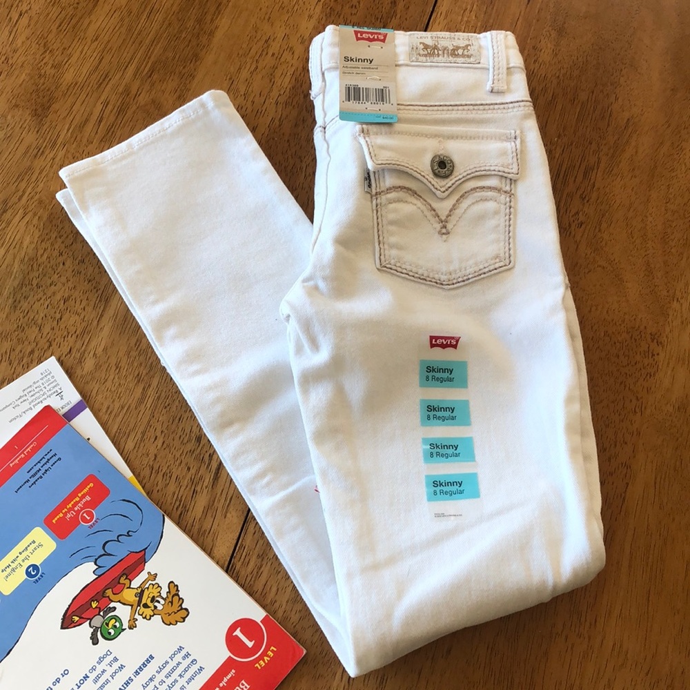 Levi’s white skinny denim, size 8, NWT